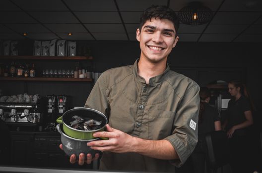 Tweedehands horeca Alkmaar: waarom ondernemers massaal slimmer inkopen